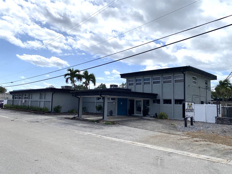 3910 NW 49th St, Tamarac, FL for sale - Building Photo - Image 1 of 17