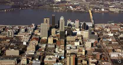 220 W Main St, Louisville, KY - aerial  map view - Image1