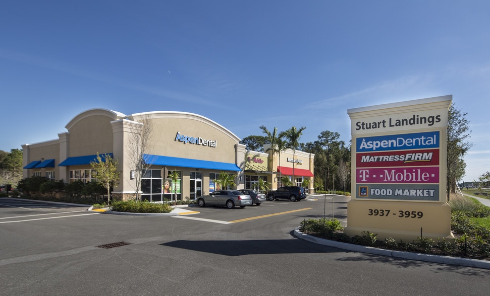 3801 SE Federal Hwy, Stuart, FL for lease - Building Photo - Image 2 of 3