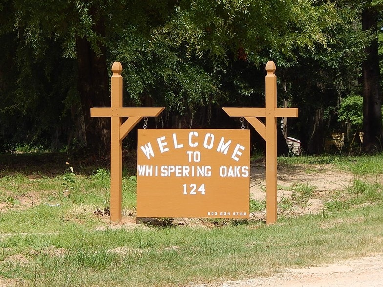 124 Whispering Oak Rd, Waynesboro, GA for sale - Building Photo - Image 1 of 1