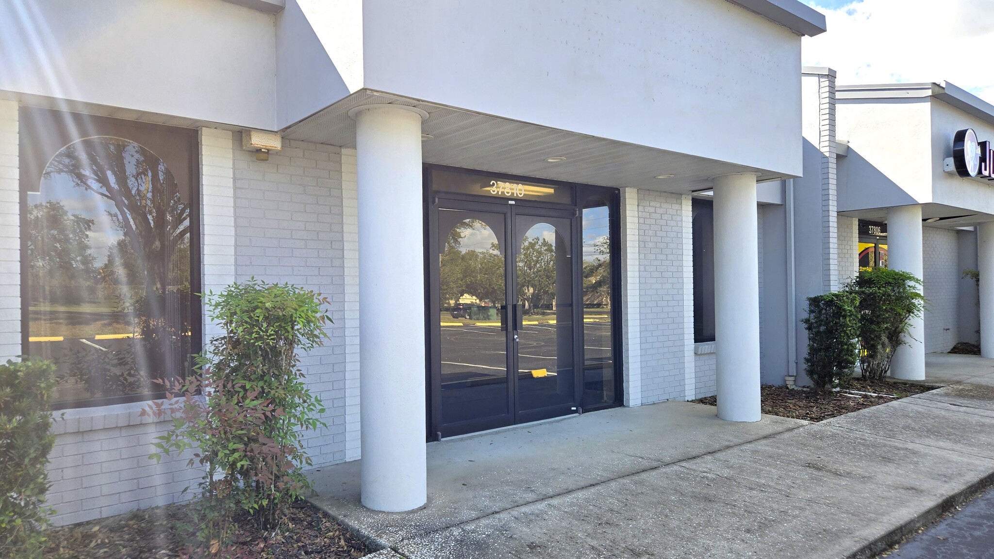 37802-37814 Medical Arts Ct, Zephyrhills, FL for lease Building Photo- Image 1 of 18