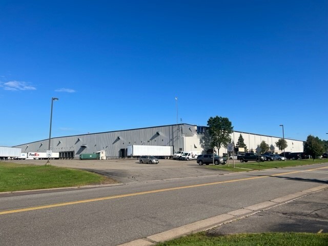 500 N 72nd Ave, Wausau, WI for sale - Building Photo - Image 1 of 1