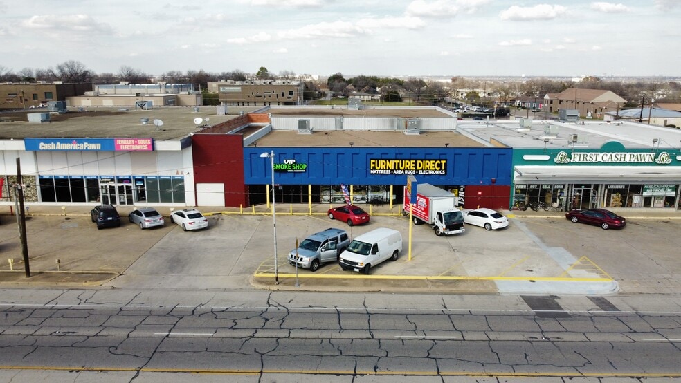 312 E Main St, Grand Prairie, TX for lease - Primary Photo - Image 1 of 15