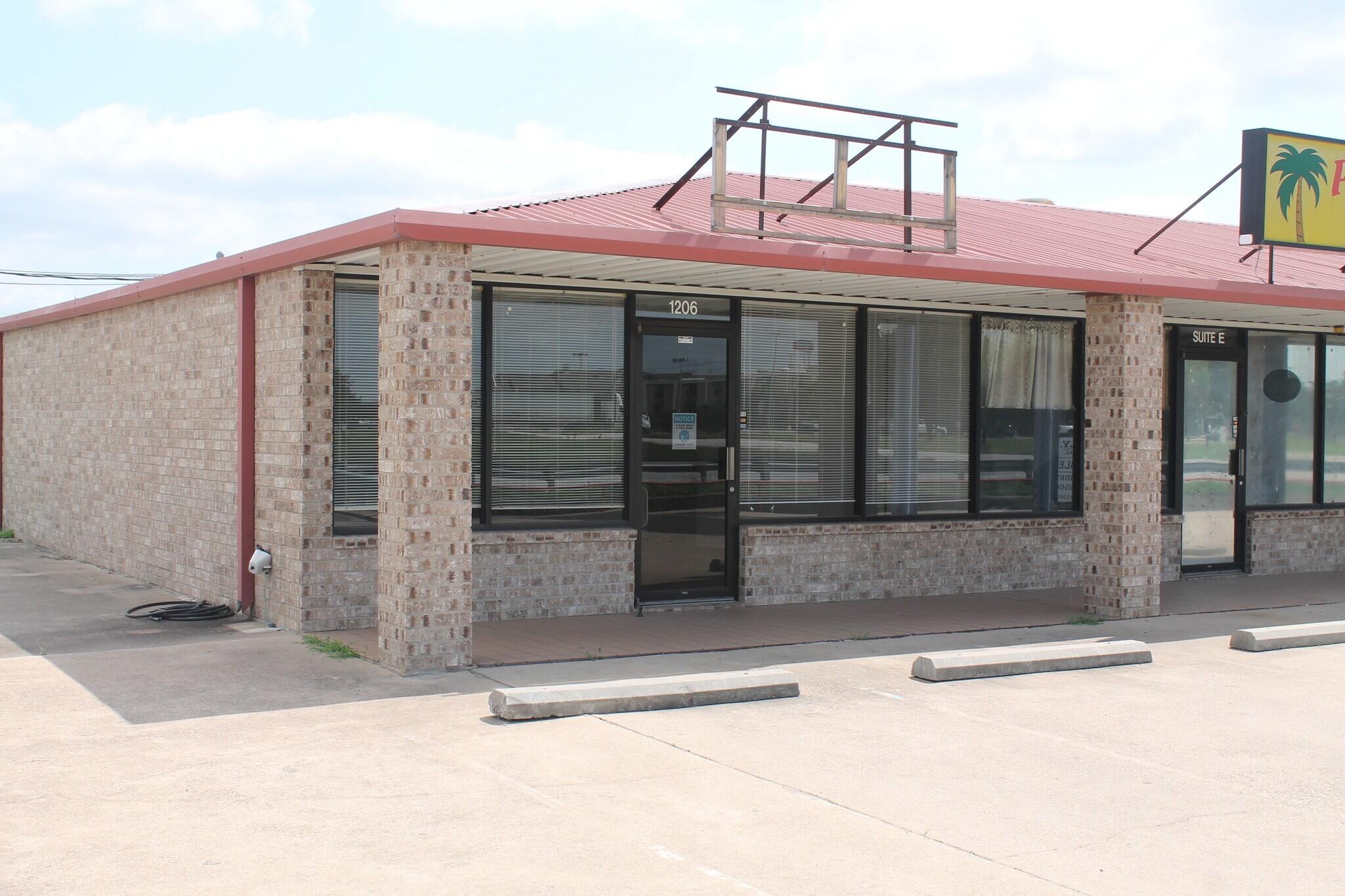 1206 N Loop 340, Waco, TX for sale Building Photo- Image 1 of 1