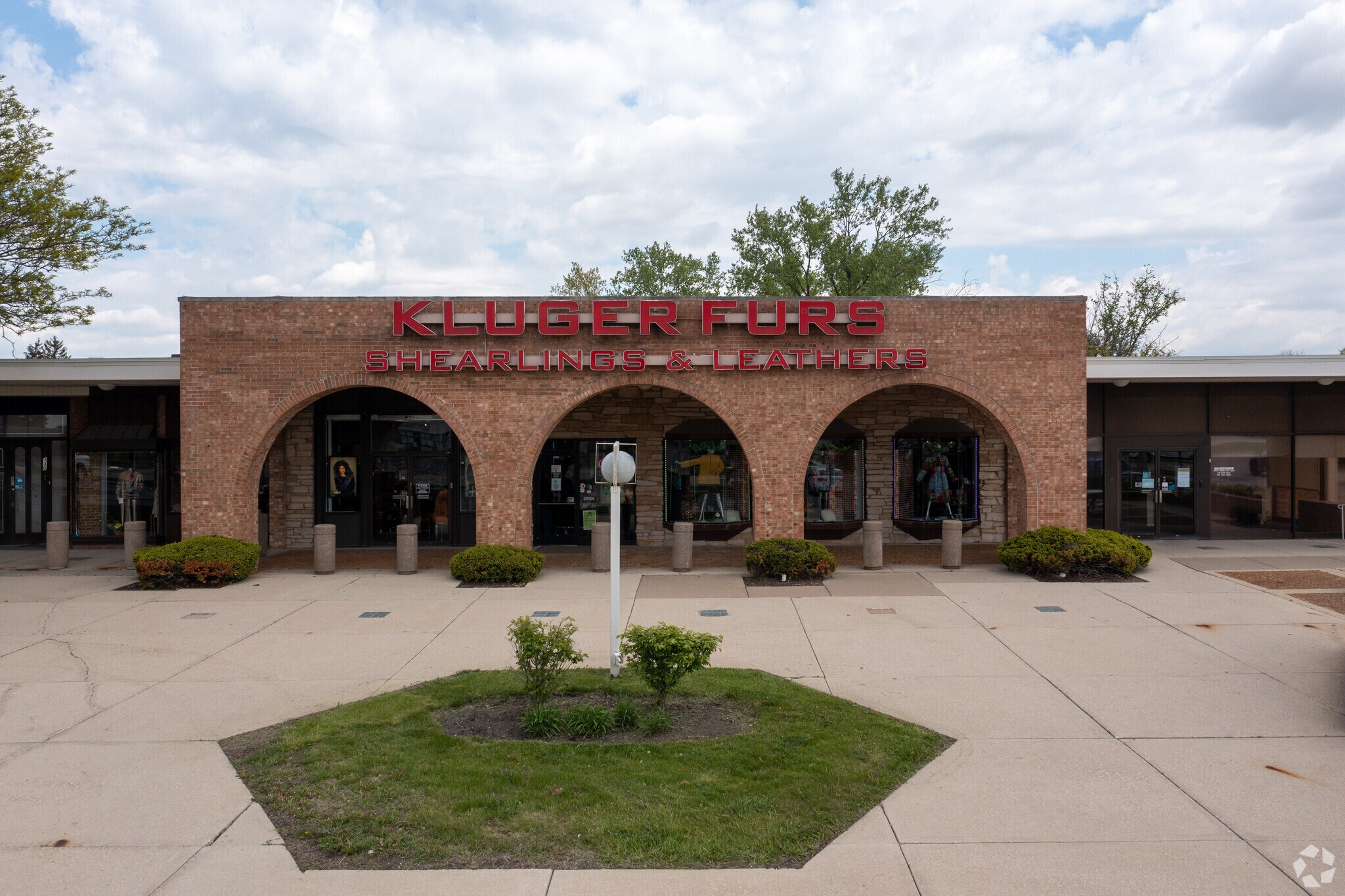 32353345 Vollmer Rd, Flossmoor, IL 60422 Flossmoor Commons Shopping Center