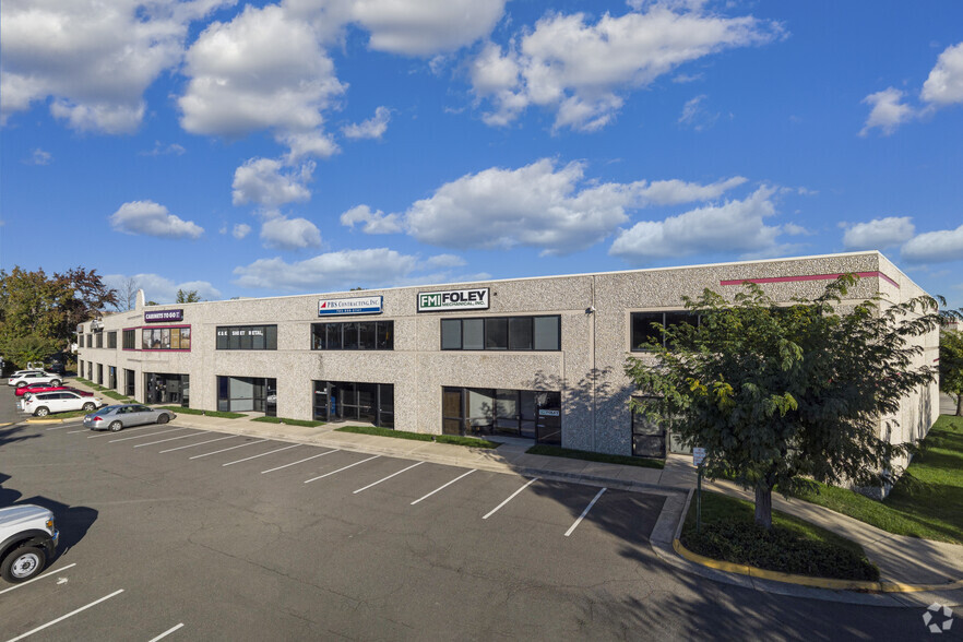 8390 Terminal Rd, Lorton, VA for lease - Building Photo - Image 2 of 31