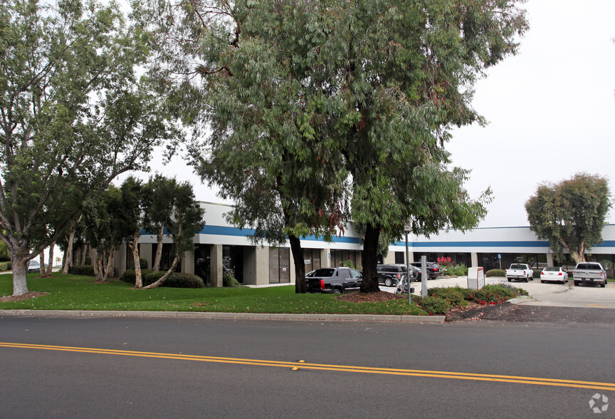 2373 Teller Rd, Newbury Park, CA for lease - Primary Photo - Image 3 of 3