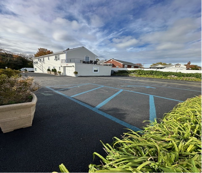 829 Midland Ave, Yonkers, NY for sale - Building Photo - Image 3 of 13