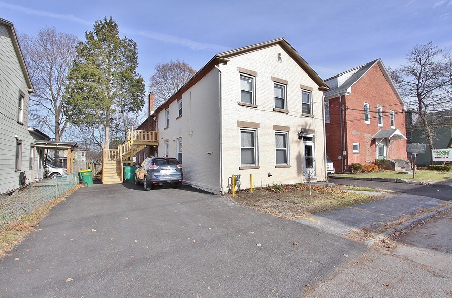 41 Livingston St, Saugerties, NY for sale - Primary Photo - Image 1 of 1