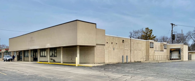 2005-2051 Lathrop Ave, Racine, WI for lease - Building Photo - Image 3 of 9