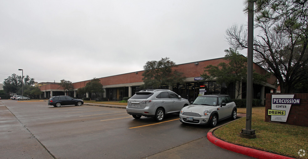 6950 Portwest Dr, Houston, TX for lease - Building Photo - Image 1 of 23