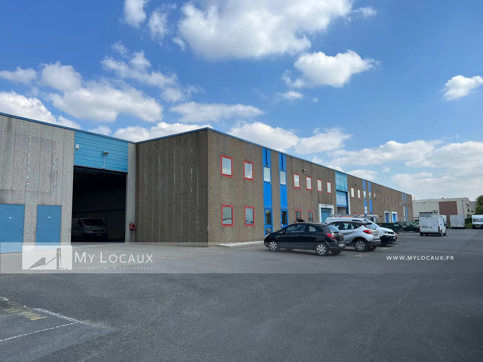 Flex in Argenteuil for lease Building Photo- Image 1 of 7
