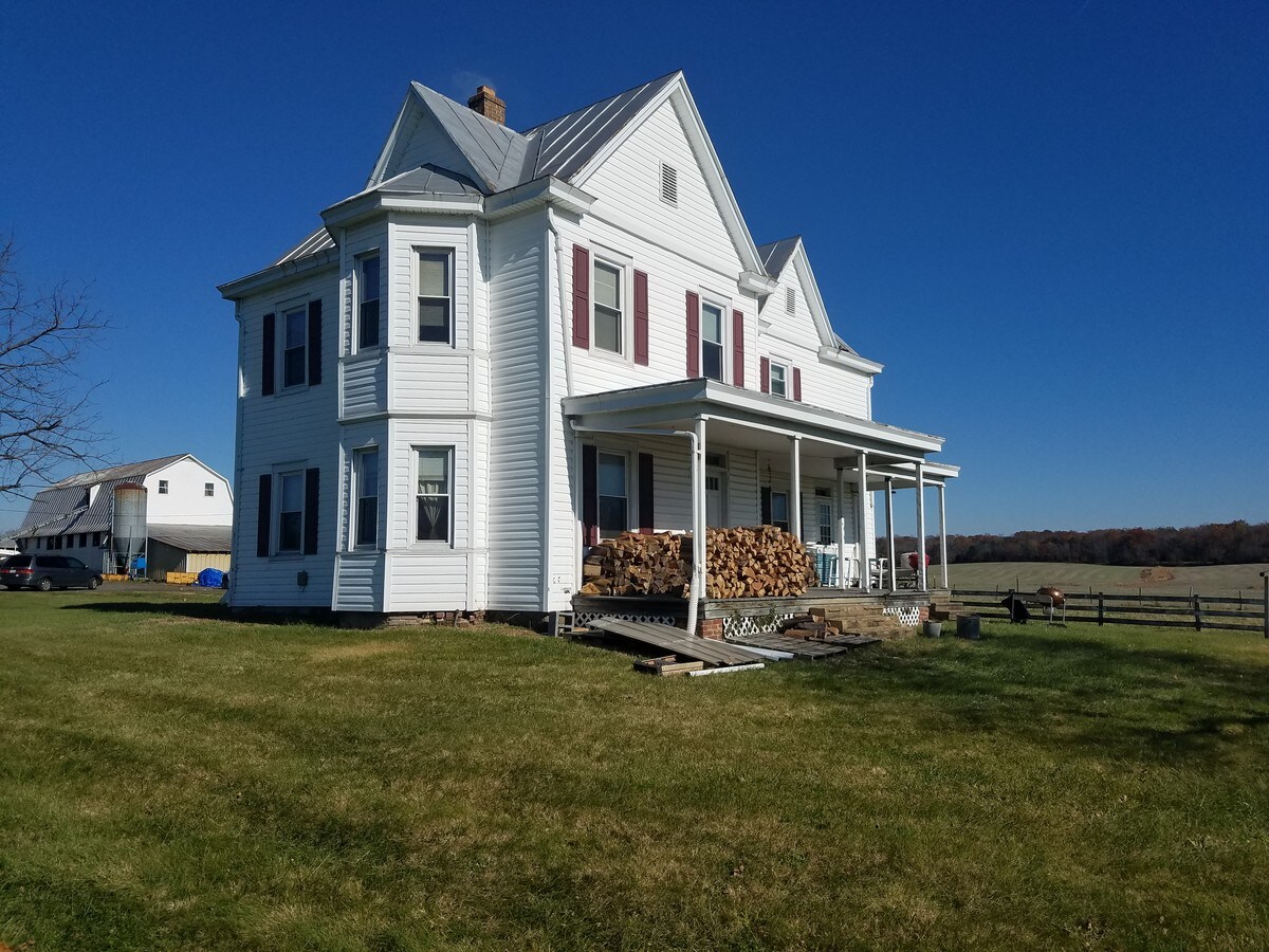 3153 Catlett Rd, Catlett, VA 20119