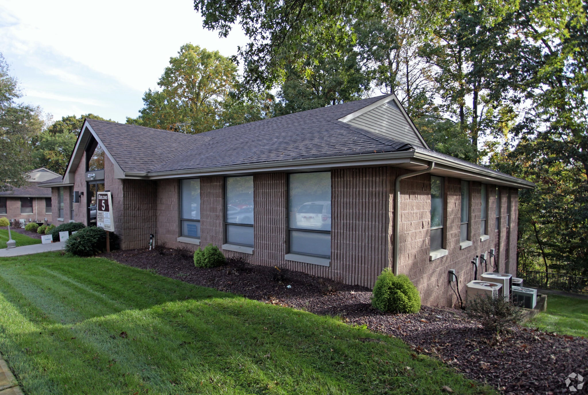 4255 US Highway 9, Freehold, NJ for lease Building Photo- Image 1 of 9