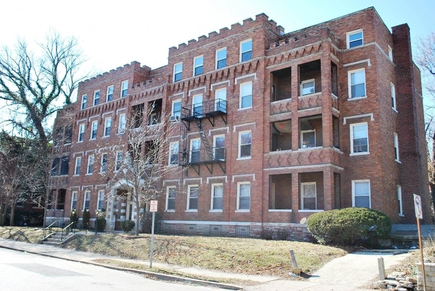 The 3Fold Portfolio portfolio of 4 properties for sale on LoopNet.com - Primary Photo - Image 2 of 4