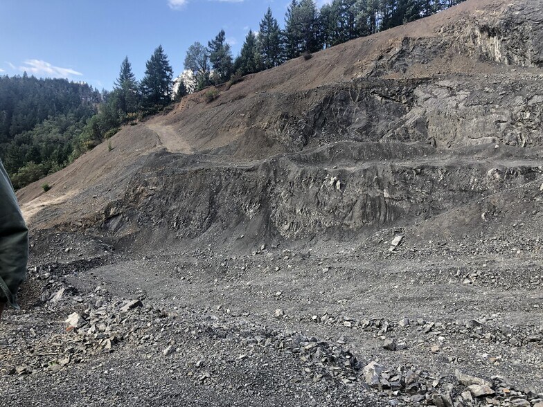 1296 Kent Creek Rd, Winston, OR for sale - Building Photo - Image 2 of 4