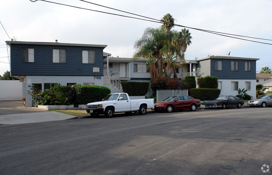 746 Cory Dr, Inglewood, CA for sale - Primary Photo - Image 1 of 12