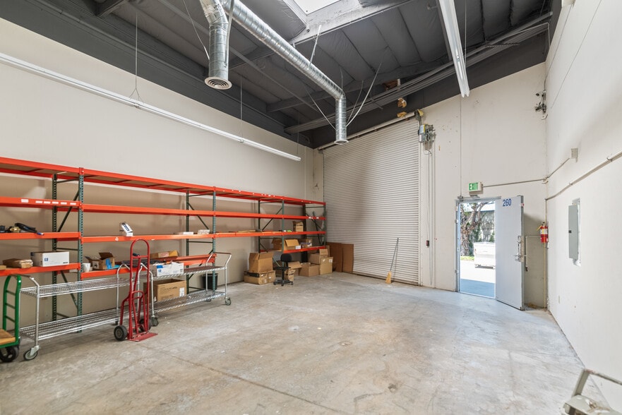 258-280 E Gish Rd, San Jose, CA for sale - Building Photo - Image 3 of 10