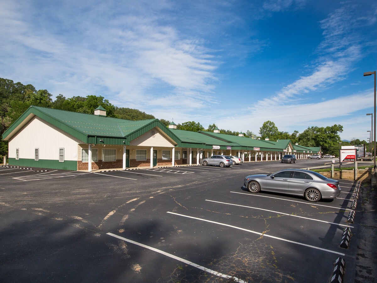 shoe warehouse brevard road