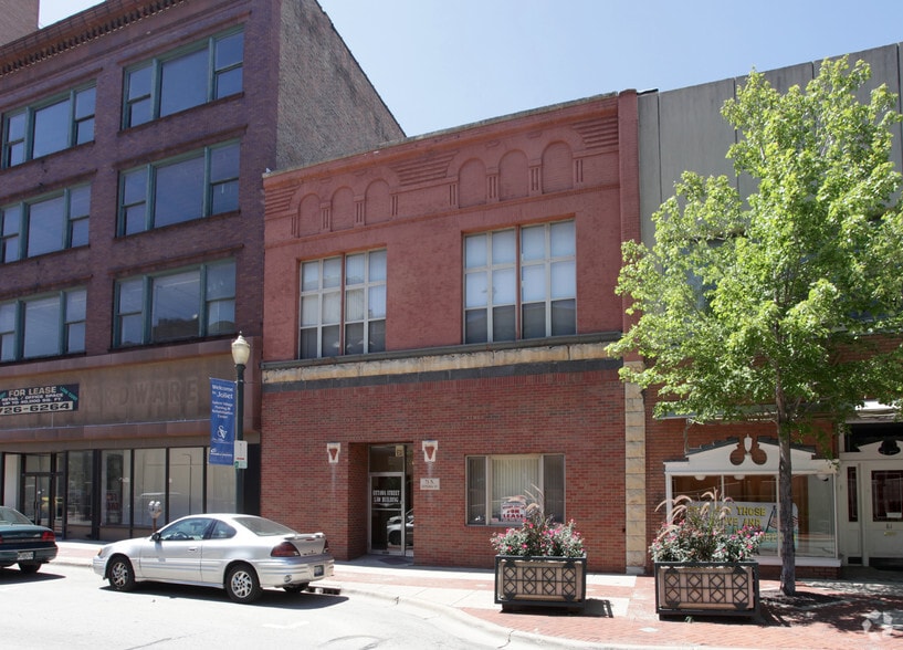 71 N Ottawa St, Joliet, IL for sale - Primary Photo - Image 1 of 1