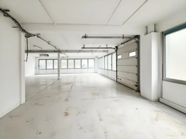 27 Boulevard Louise Michel, Gennevilliers for lease - Interior Photo - Image 3 of 3