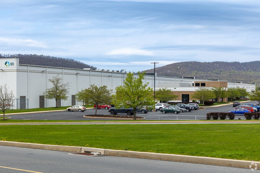 80 Micro Dr, Jonestown, PA for lease - Building Photo - Image 3 of 5