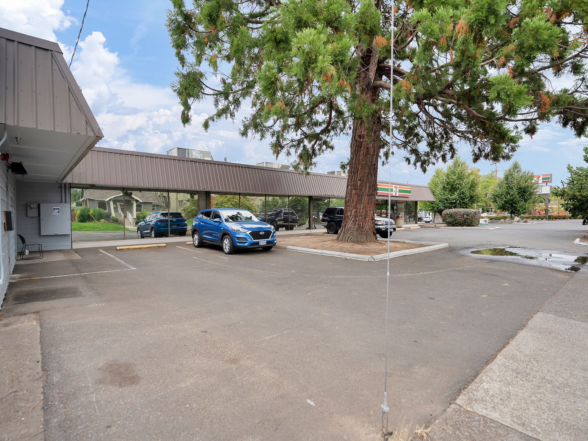 61306144 SE Foster Rd, Portland, OR 97206 Winson Center