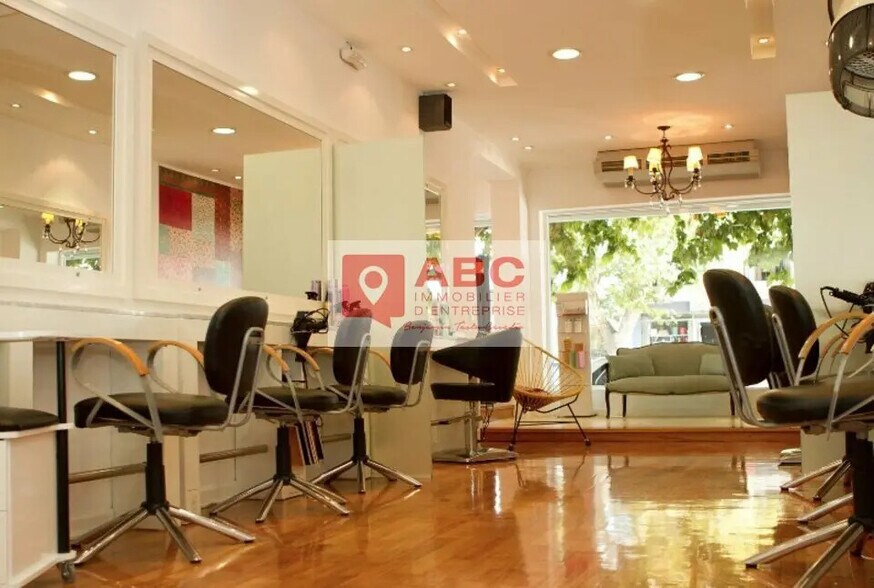 Retail in Perpignan for lease - Interior Photo - Image 1 of 3