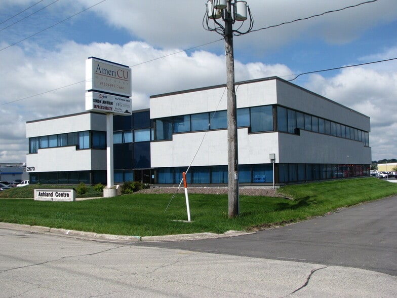 2670 S Ashland Ave, Green Bay, WI for lease - Building Photo - Image 3 of 10