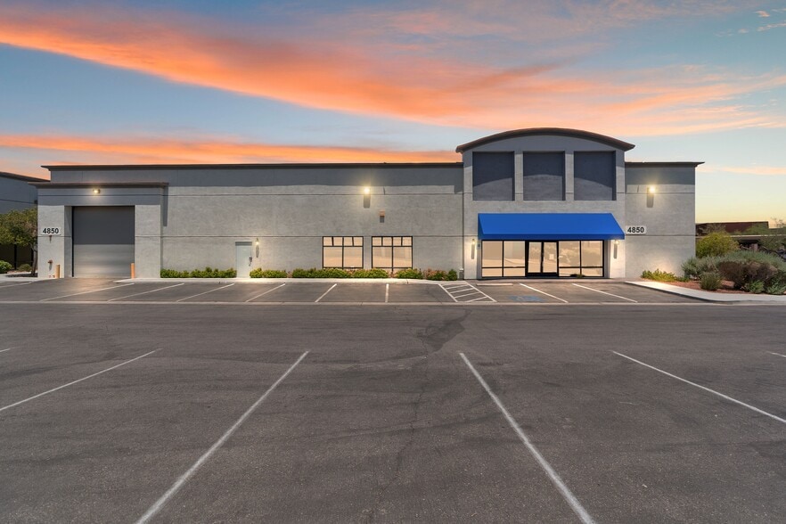 4850 W Oquendo Rd, Las Vegas, NV for lease - Building Photo - Image 3 of 4