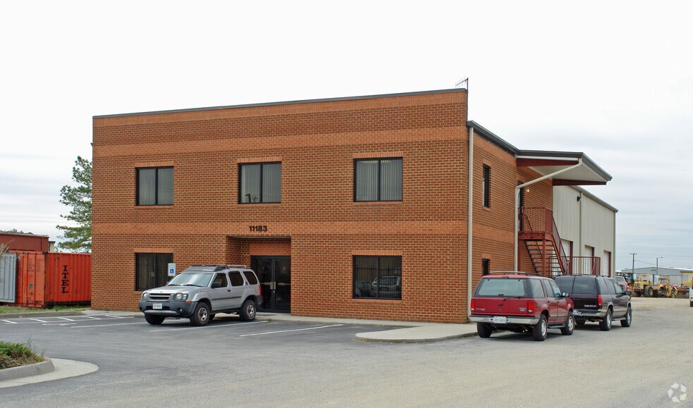 11183 Air Park Rd, Ashland, VA 23005