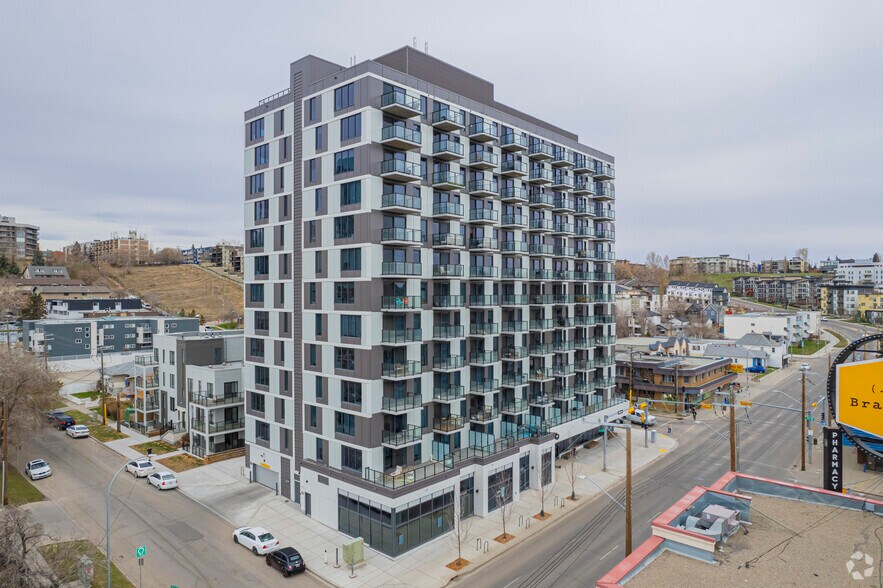 123 4 St NE, Calgary, AB for sale - Building Photo - Image 1 of 5