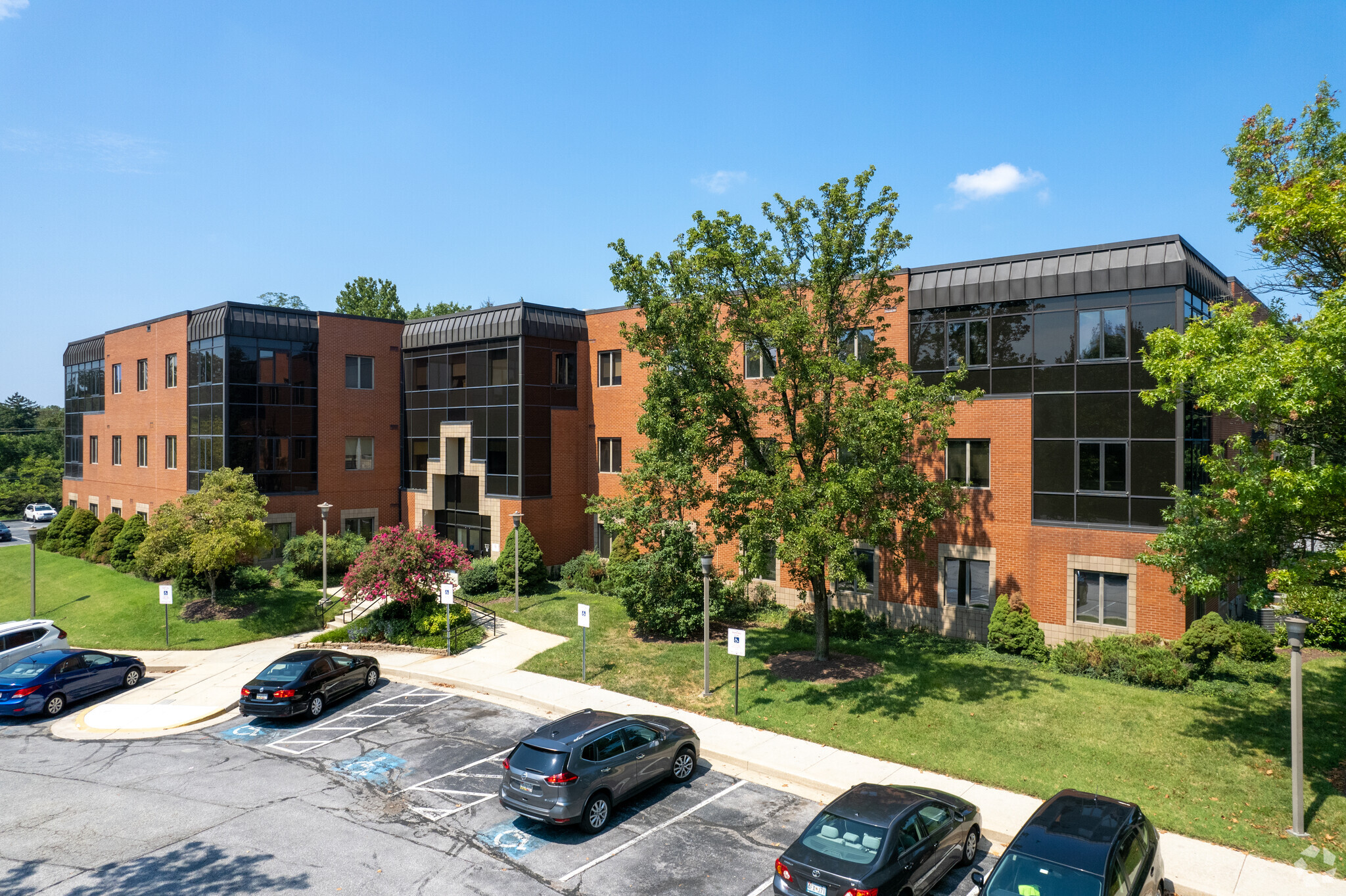 4000 Old Court Rd, Pikesville, MD for lease Building Photo- Image 1 of 9