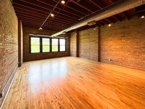 937-939 W Randolph St, Chicago, IL for lease Interior Photo- Image 2 of 3