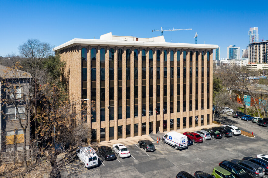 611 S Congress Ave, Austin, TX for lease - Primary Photo - Image 1 of 12