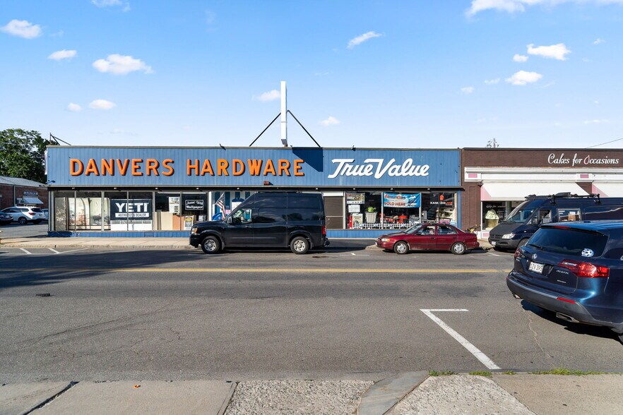 63 Maple St, Danvers, MA 01923 Retail for Sale