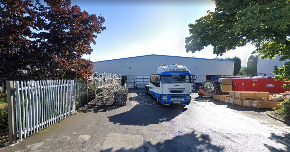 7 Station Ln, Birtley for sale - Primary Photo - Image 1 of 1