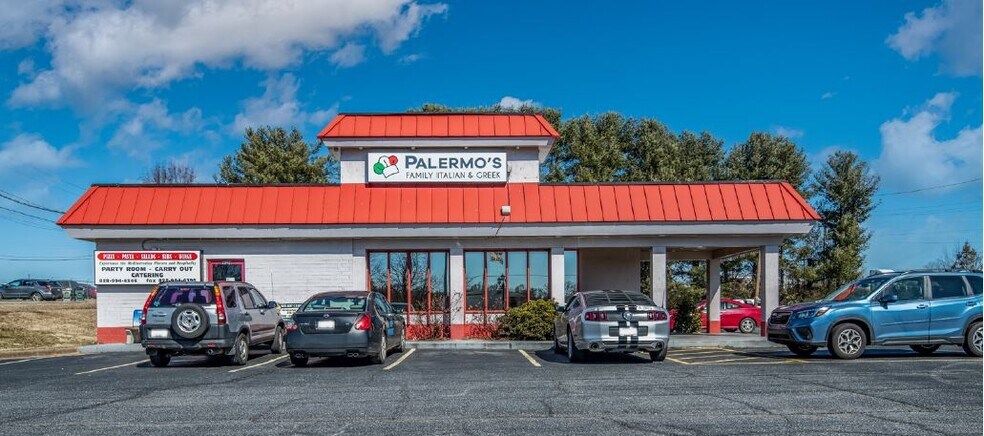 924 W Conover Blvd, Conover, NC for sale - Building Photo - Image 1 of 1