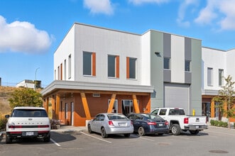 2171 Optic Crt, Kelowna, BC for lease Interior Photo- Image 1 of 7