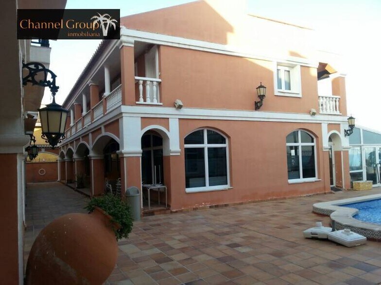 Retail in Torrevieja, Alicante for sale - Building Photo - Image 2 of 21