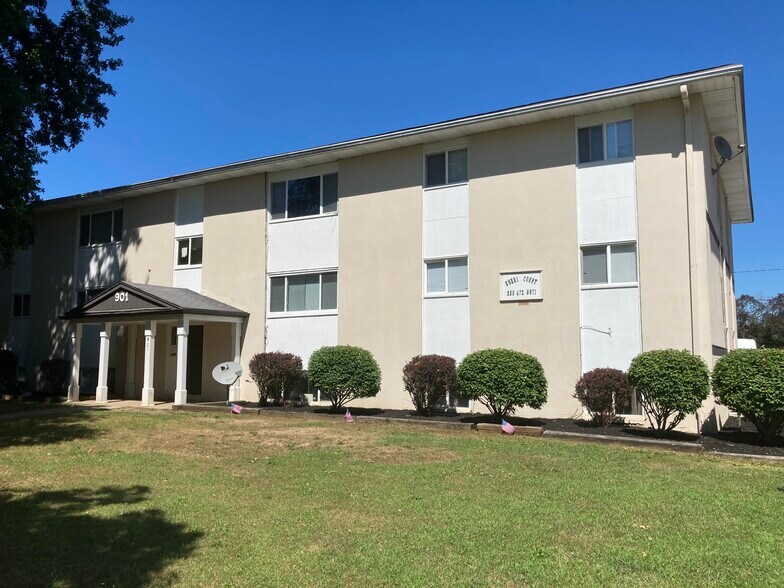 901 Silver Meadows Blvd, Kent, OH for sale - Building Photo - Image 1 of 1