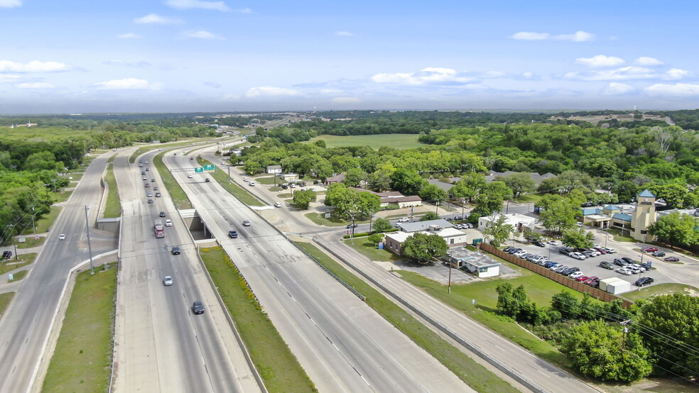 807 SE Parkway St, Azle, TX for sale - Building Photo - Image 1 of 1