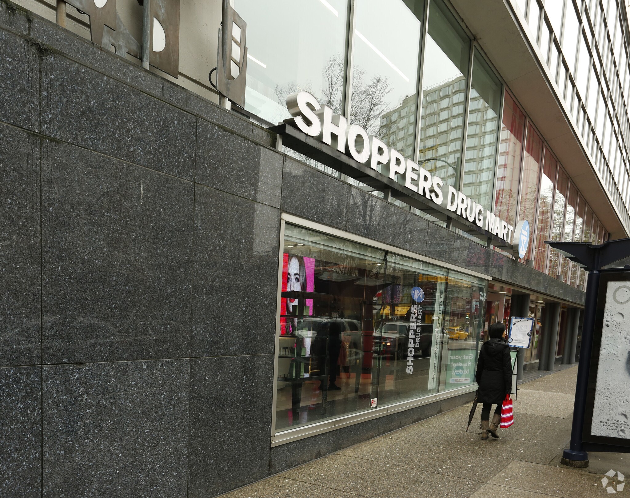 969 Robson St, Vancouver, BC V6Z