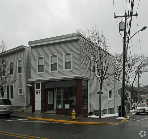 202-204 E Main St, Port Jefferson, NY 11777 | LoopNet