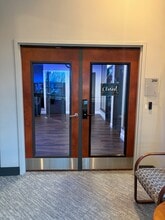 18825 W Catawba Ave, Cornelius, NC for lease Interior Photo- Image 1 of 9