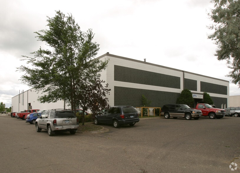 998 Berwood Ave, Vadnais Heights, MN for lease - Building Photo - Image 2 of 3