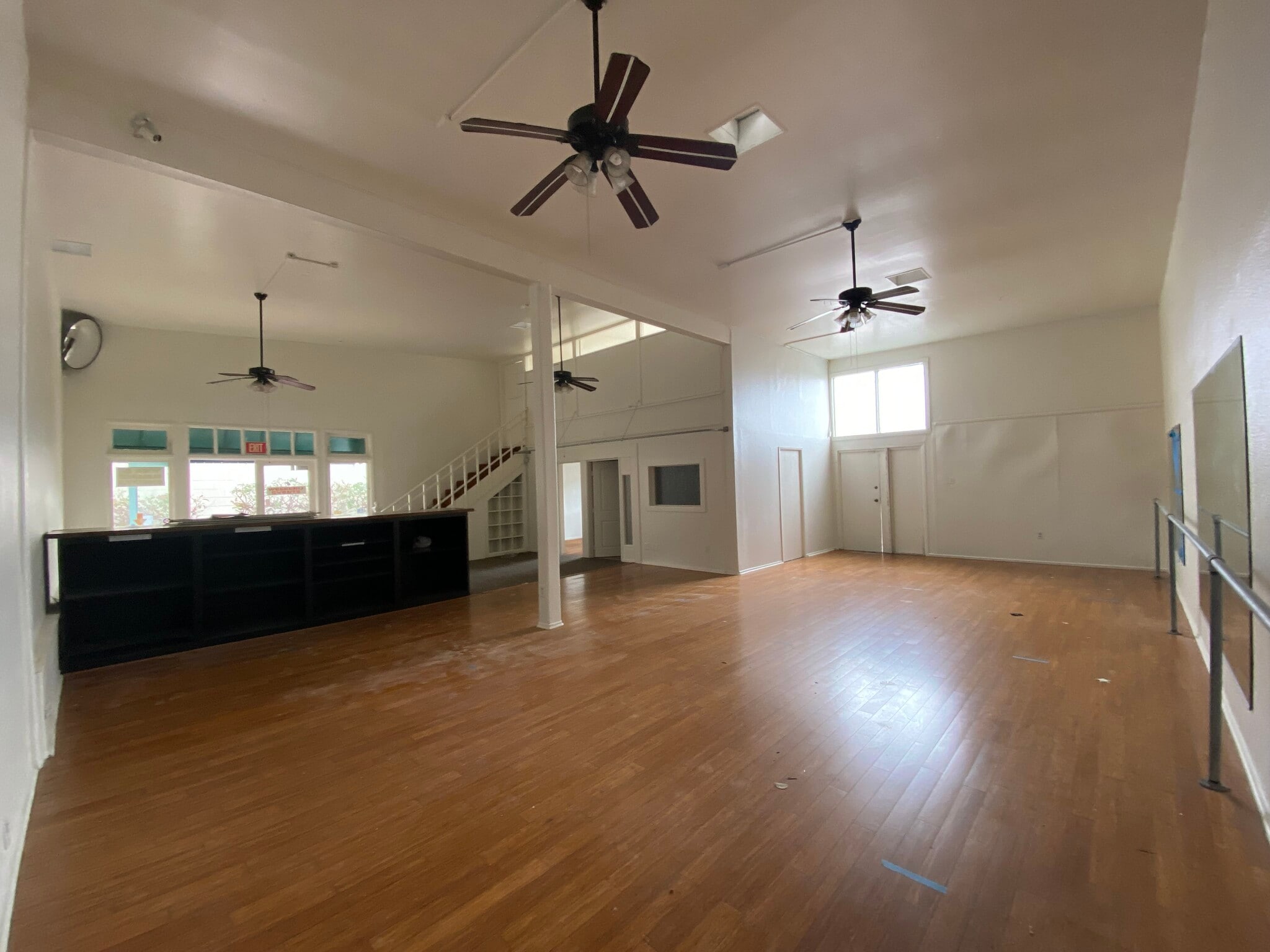 2801 Roosevelt St, Carlsbad, CA for lease Building Photo- Image 1 of 2