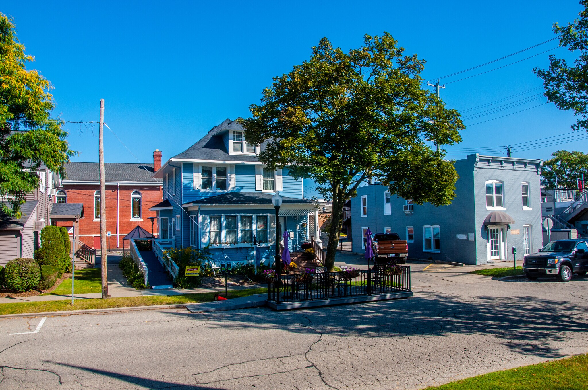 118 W 3rd St, Rochester, MI for sale Primary Photo- Image 1 of 1