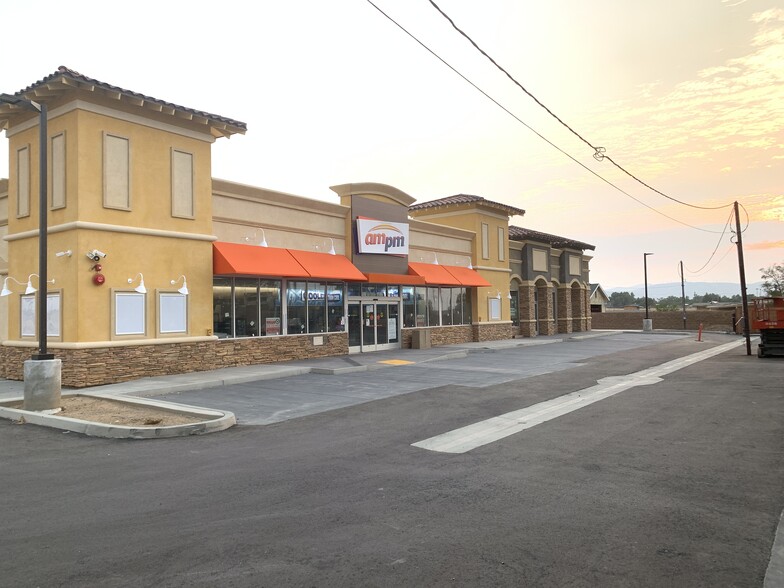 41155 10th St W, Palmdale, CA for lease - Building Photo - Image 3 of 9