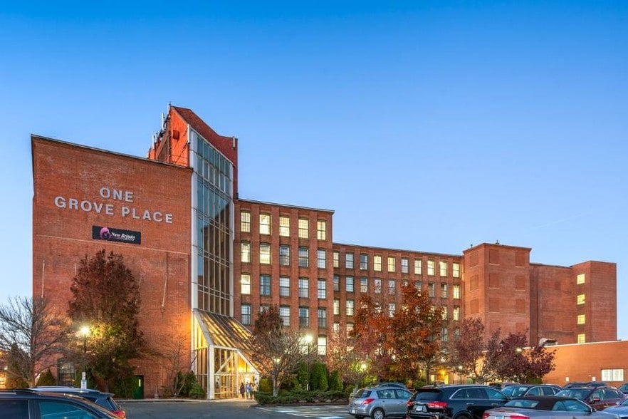 1 Grove St, New Britain, CT for lease - Building Photo - Image 2 of 10